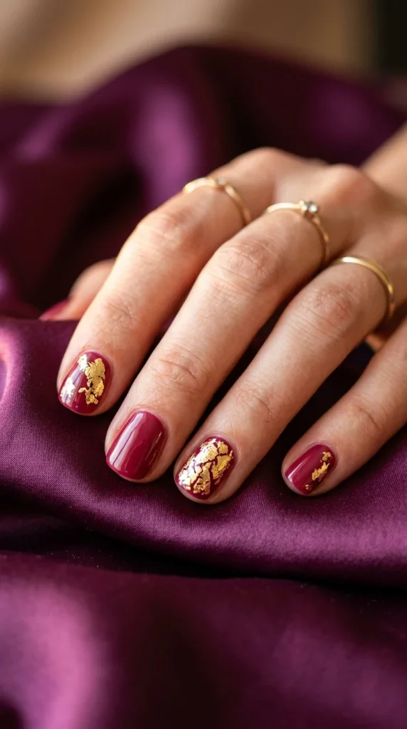 34 Short Fall Nail Designs That Look Cute, Cozy, and Easy to Wear 26 Berry Nails With Gold Foil